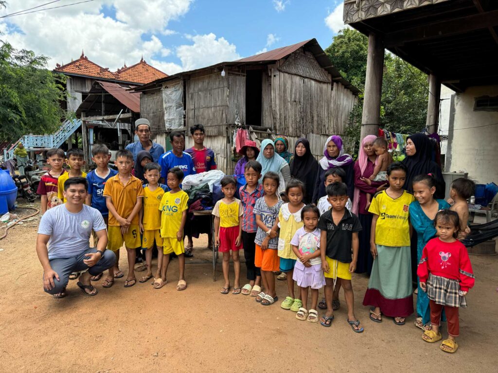 Donation in Kampong Chhnang and Tboung Khmum